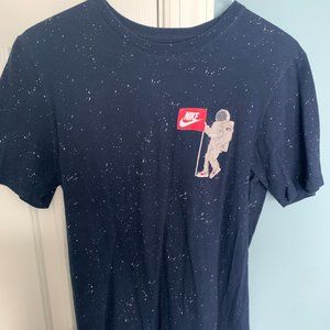 Nike Spaceman T-Shirt Large